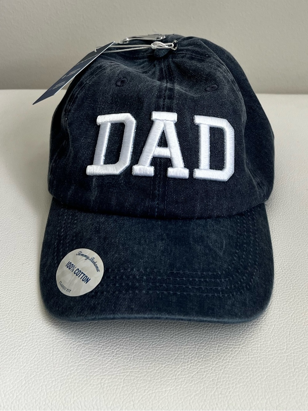 Tommy Bahama Dad’s hat OSFA